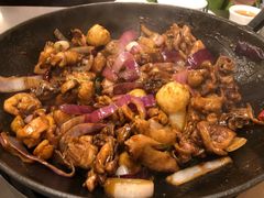 -胡须佬鸡煲四季火锅店(石厦西村直营店)
