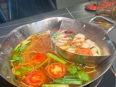 -由衷贵州酸汤牛肉火锅(新桥店)
