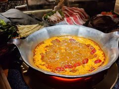 -湊湊火锅·茶憩(南京东路悦荟店)