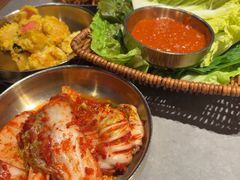 -草家酱蟹炭火烤肉店(珲春南路一店)
