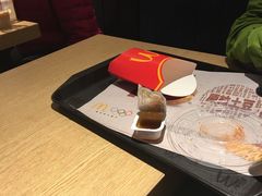 卡座-麦当劳(新王府井店)