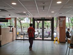 -麦当劳(湛江大厦店)