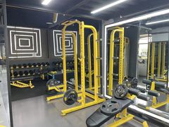-可逸运动健身(鸿恩寺店)