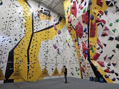 -问山MountQuest攀岩馆