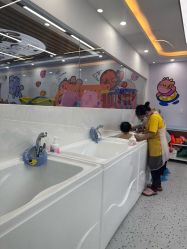 -熊小米专业儿童游泳馆