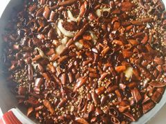 -鑫巴蜀小镇 · 水煮鱼专研店(玉桥店)