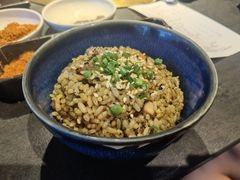 -铭牛烧肉·和牛海鲜自助(高新月牙湖店)