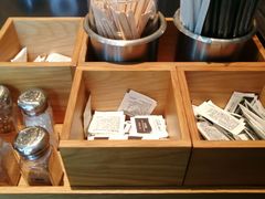 -星巴克(汇亚大厦店)