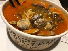-何记花甲(海岸城旗舰店)