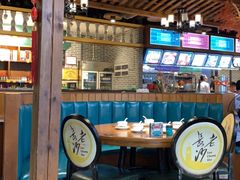 大堂-老长沙湘菜馆(凤凰路店)