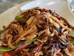-小厨子私房菜·云南美食店
