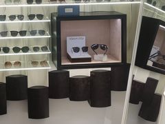 -博士眼镜·President总统(宝安海雅缤纷城店)