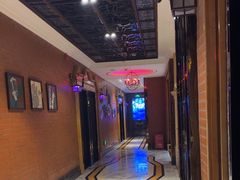 -依呀呀ktv烧烤小串(中山西路店)