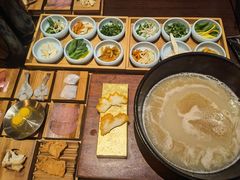 -银米·云南传统过桥米线(双廊黑金冠店)