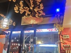 -老街烧烤大排档·地道湖北菜·龙虾馆(汉口火车站店)