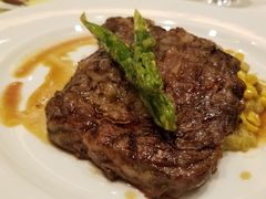 炭燒肉眼牛扒伴牛肝菌，蘆筍，千層焗薯，黑松露粟米-Cova Ristorante & Caffe(海港城店)