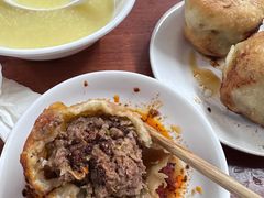 -宝瑞门钉肉饼店