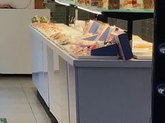 面包甜点陈列柜-金凤成祥(草桥店)