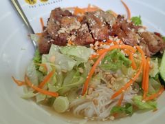 香茅鸡扒捞檬粉-探越越南牛肉粉(江南西分店)
