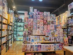 -七七漫品动漫店