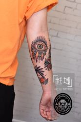 -越域刺青