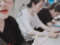 -中影荟星激光影城(西丽店)