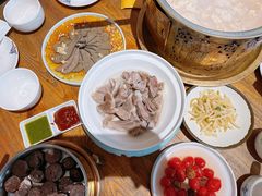 -蒙亨·手把肉·蒙古包文化主题餐厅(天恒广场店)