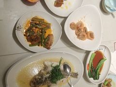 -泓历皇朝酒店(东亭店)