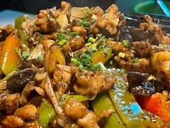 -蛙舍·炭烧牛蛙(东百中心店)