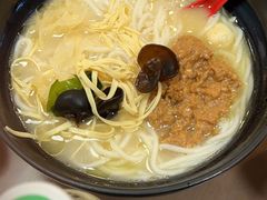 -灵芝妹子海鲜米线(瓦房店新玛特店)
