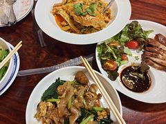 -Dang restaurant (patong phuket)