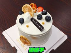 遇见-顿享蛋糕(白堤路店)