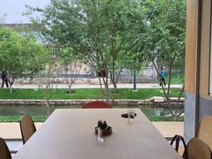 -春风习习