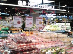 -盒马鲜生(红莲店)