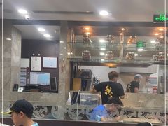 门面-康师傅私房牛肉面(北京南站店)