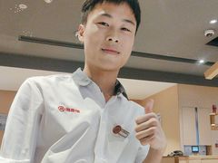 -海底捞火锅(新松江路生日主题店)