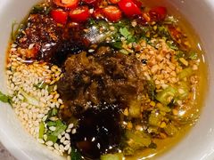 -海底捞火锅鲜切牛肉主题店(长寿路店)