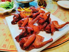 招牌烤乳鸽-石岐佬中山菜馆(张溪店)