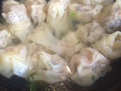 -真真鲜馄饨店(启蒙路店)