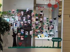 -瑞尔齿科(上海长风大悦城店)