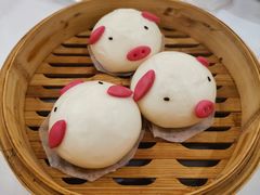 Q版猪仔包-稻香海鲜饭店(第一国际店)