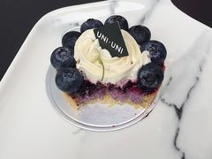 -UNI UNI(环亚凯瑟琳店)