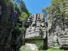 -梭布垭石林景区