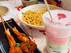 -肥肥虾庄·金牌油焖大虾(汉街SKP店)
