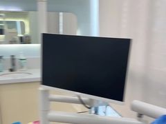 -极光口腔·矫正种植修复(锦江店)