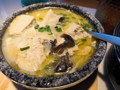 -荷塘秋月·本帮江浙菜(国权路店)