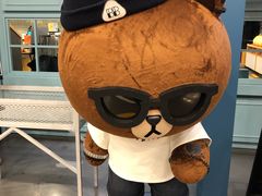 -LINE FRIENDS Garosu-gil Flagship Store