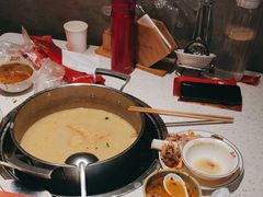 -三人行骨头王火锅(长寿店)