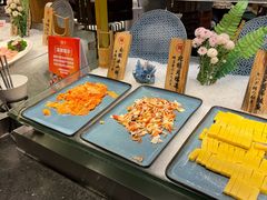 -四海一家自助餐(益田假日广场店)