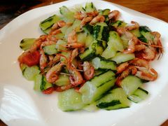 -侬佳蒸菜馆(听潮店)